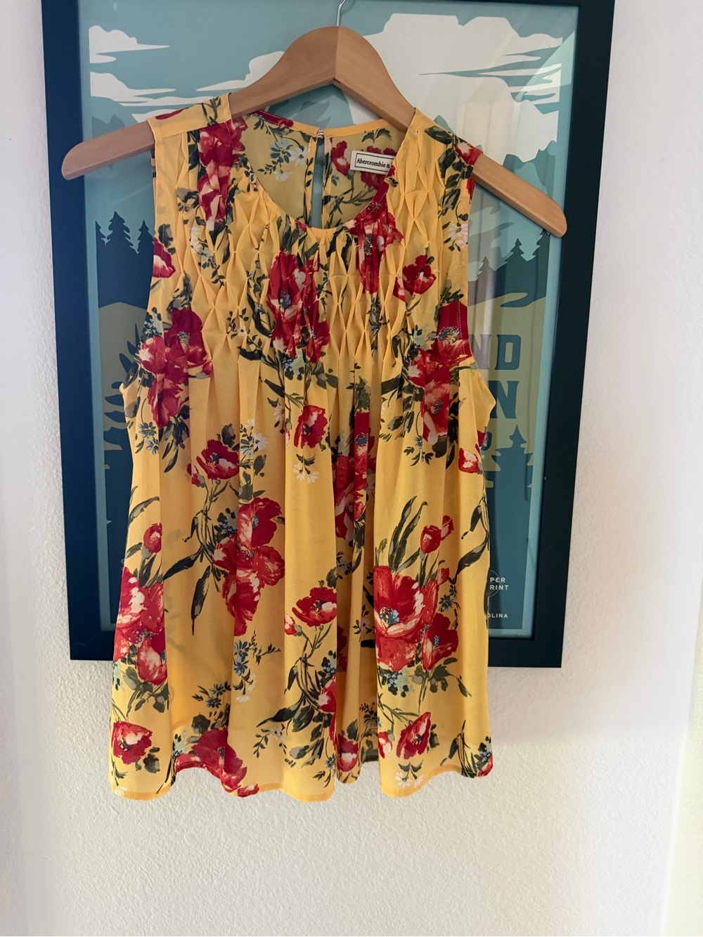 Abercrombie& Fitch Yellow Floral sleeveless tank top small EX cond. RARE